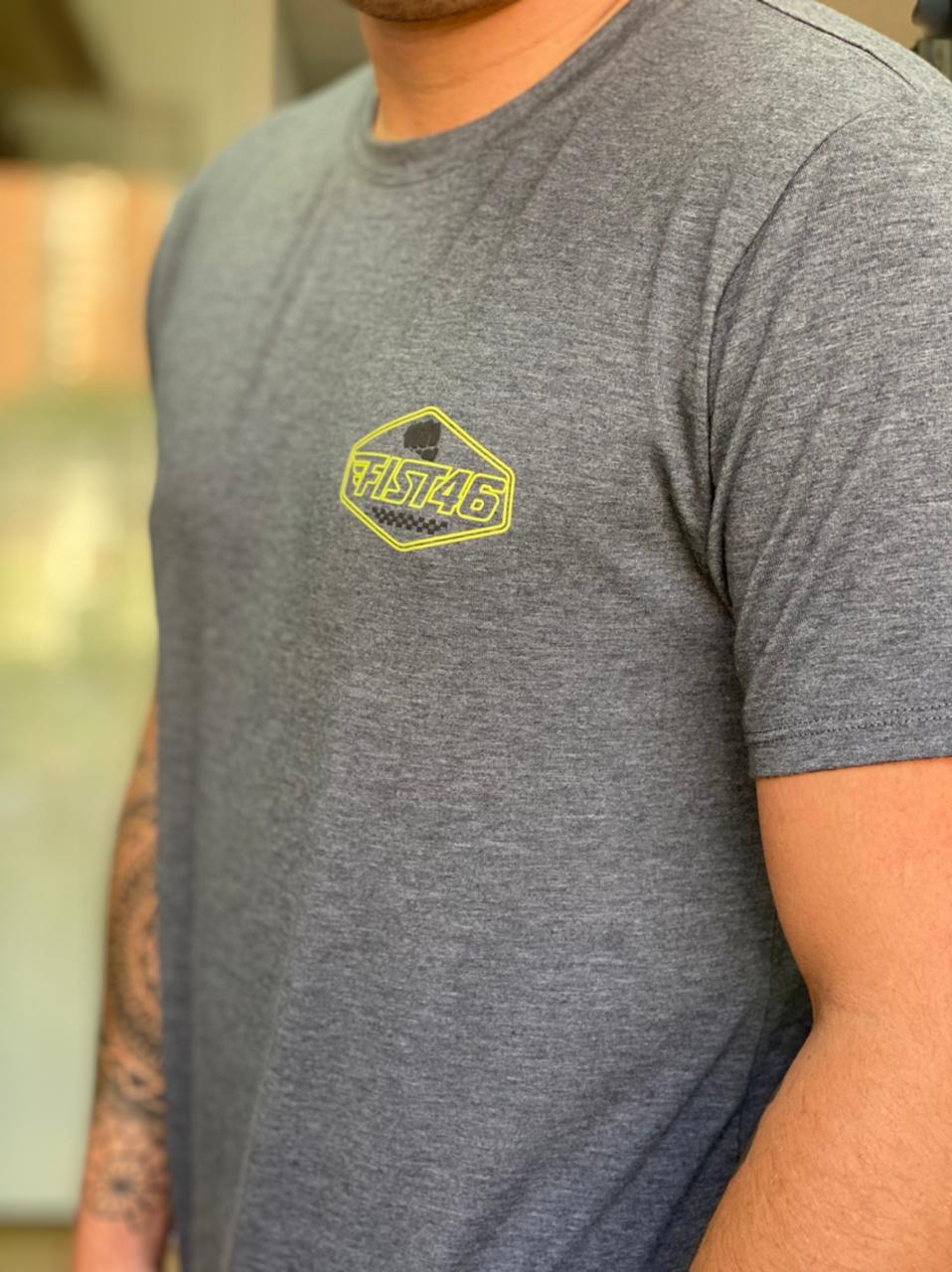 חולצת טי שירט פיסט אפור/נאון-FIST TEE GRAY/NEON