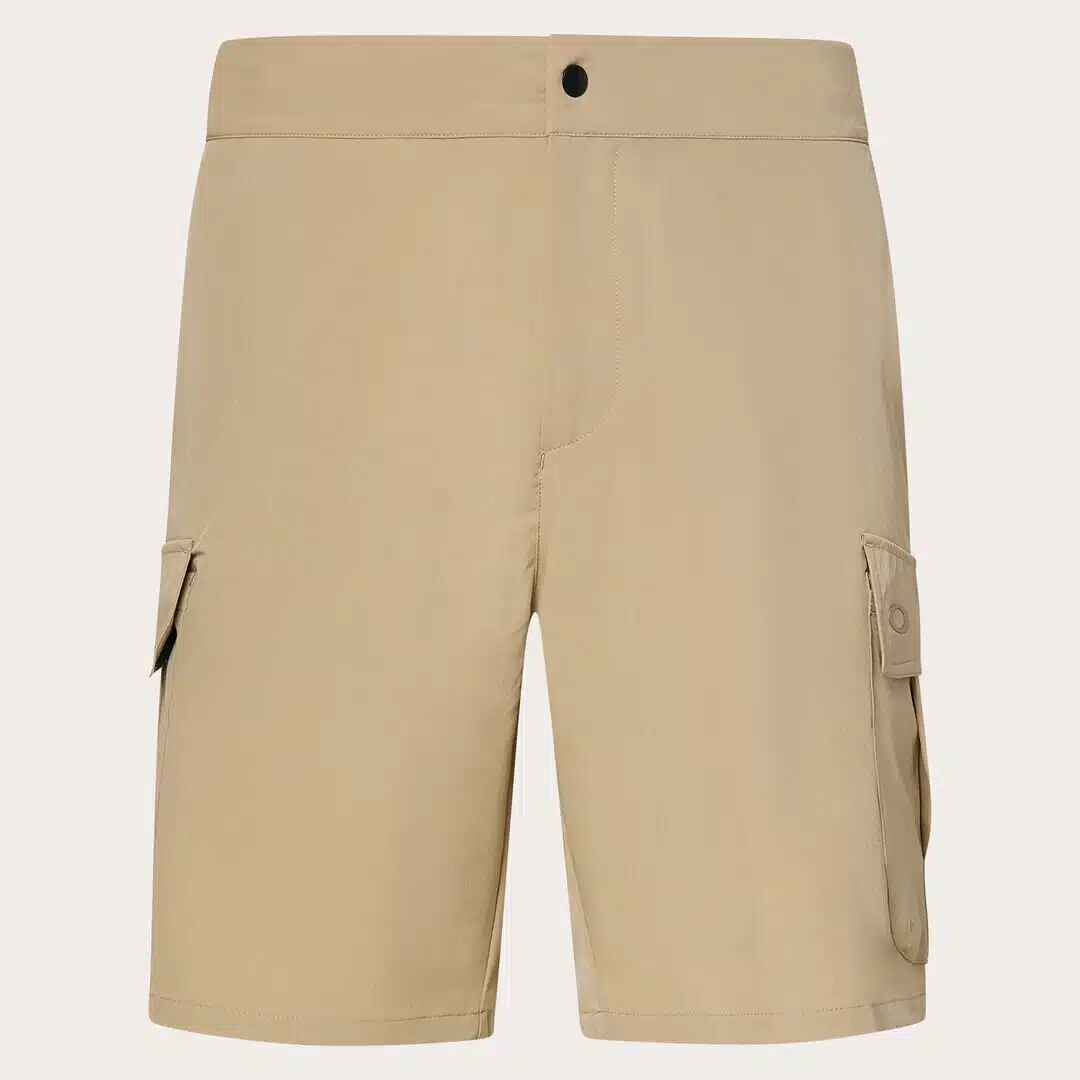 מכנס קצר אוקלי בז' CAPE CARGO RC HYBRID 20” SHORT