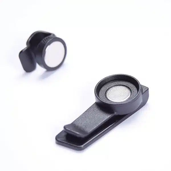 תופסן מגנטי לצינורית מים USWE Magnetic Clip