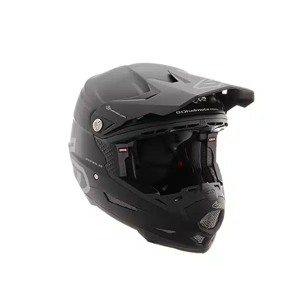 קסדה שחור מט 6D ATR-2 BLACK