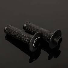 ידיות עם ידית גז ונעילה רנטל שחור – Renthal Lock On Ultra Tacky Grips Black